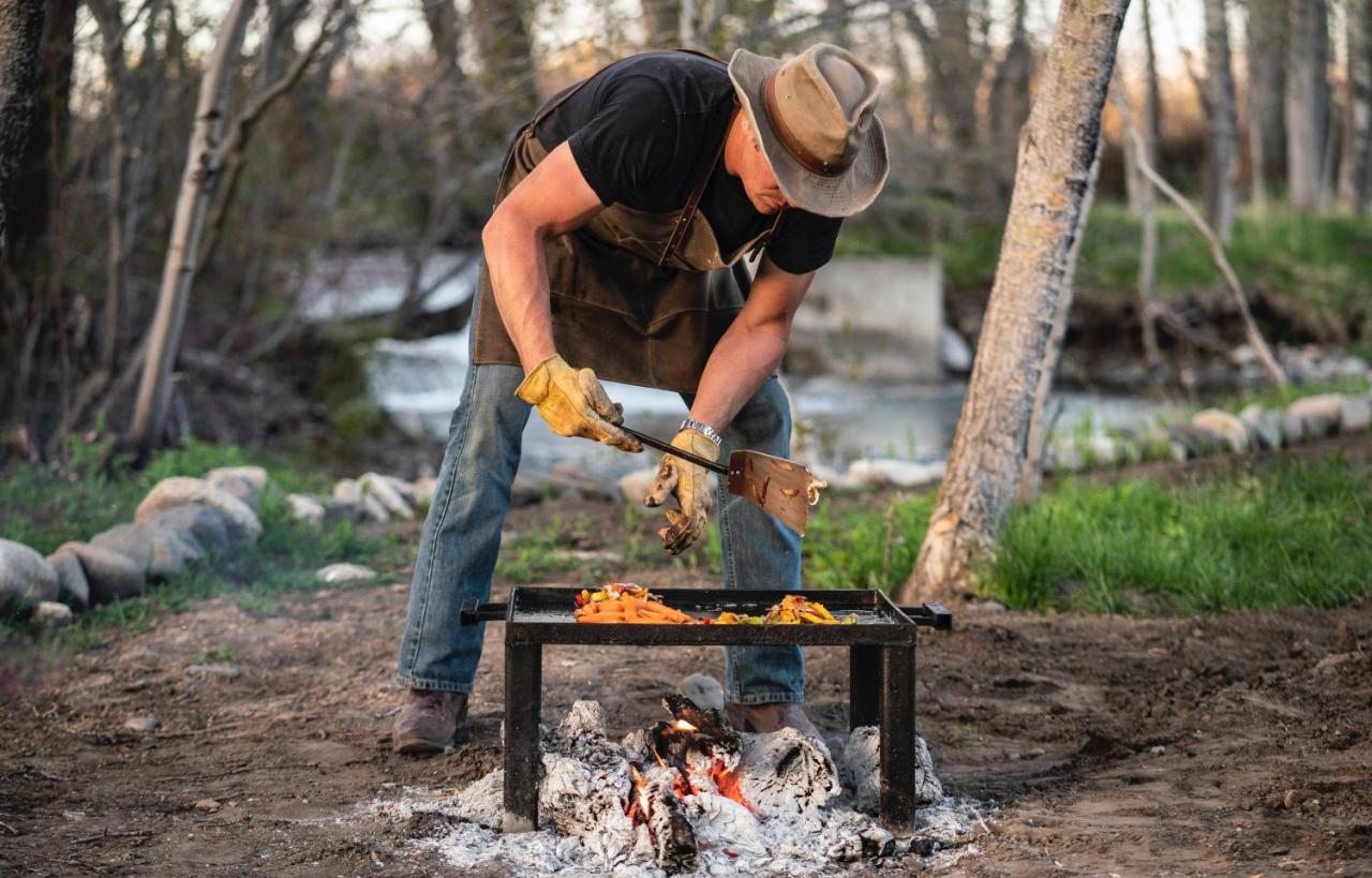 Bodhi Farms Luxury tent Bozeman